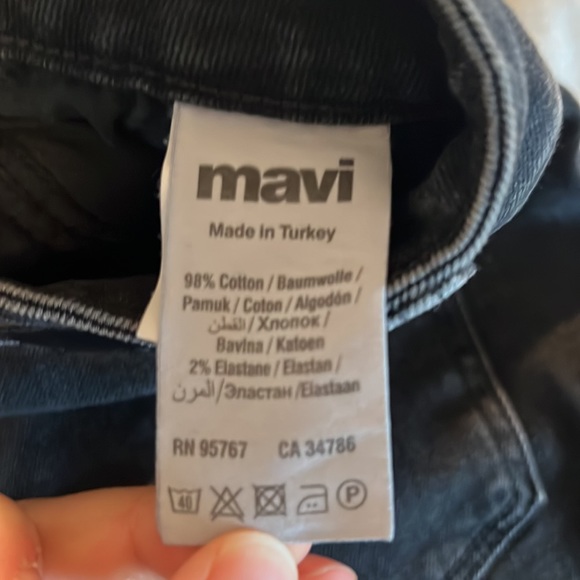 Mavi Jeans Black High Waisted Shorts (Size: 28) - Picture 5 of 9